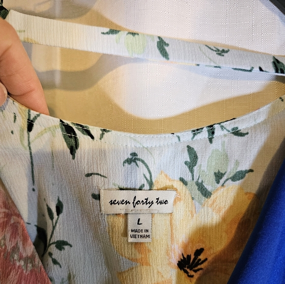 Mystery Box L New Directions - Picture 3 of 12